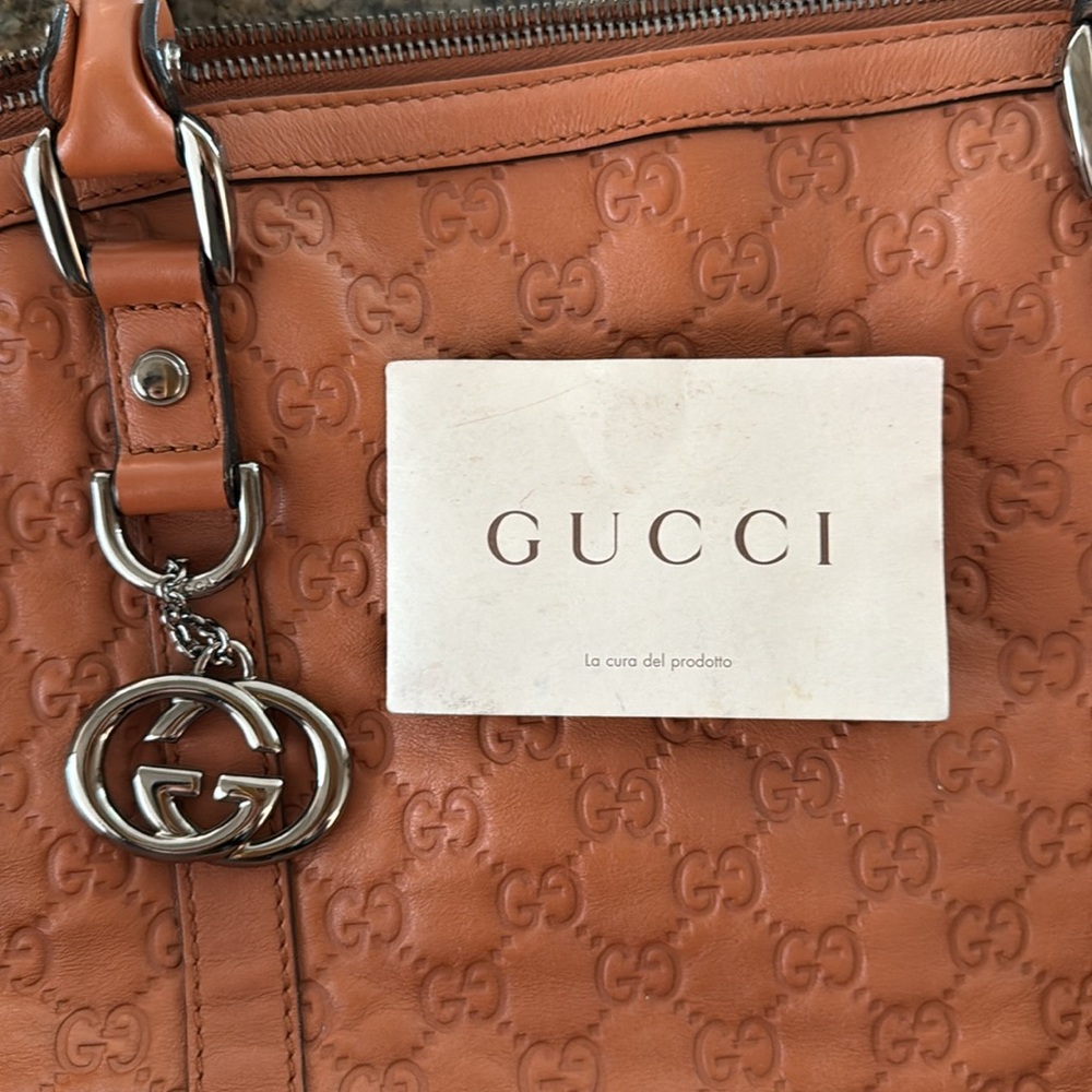 Gucci Large Guccisima Embossed Tan/Cognac Leather Tote with Removable Strap - Picture 10 of 10